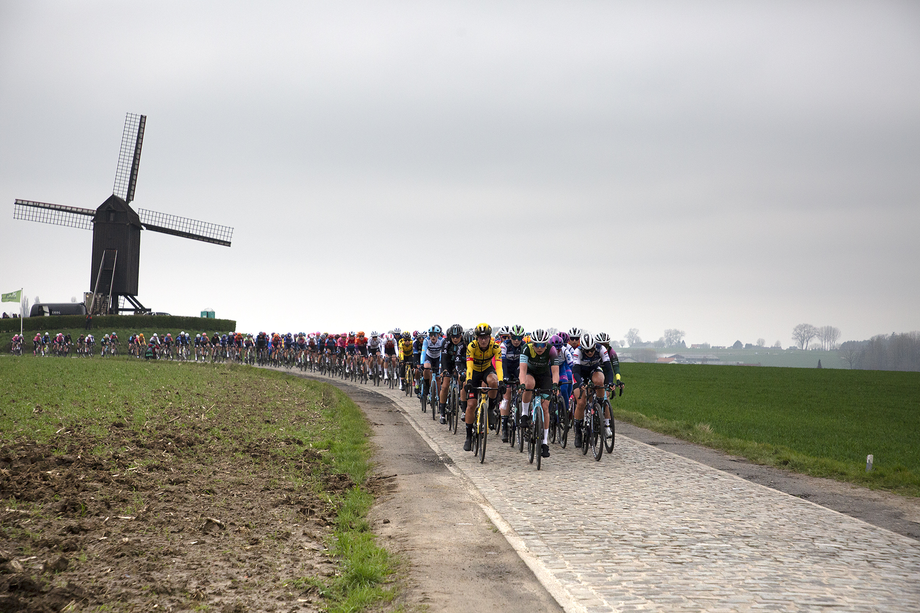 Ronde van Vlaanderen Women 2023 - Huisepontweg - Templewood Photography